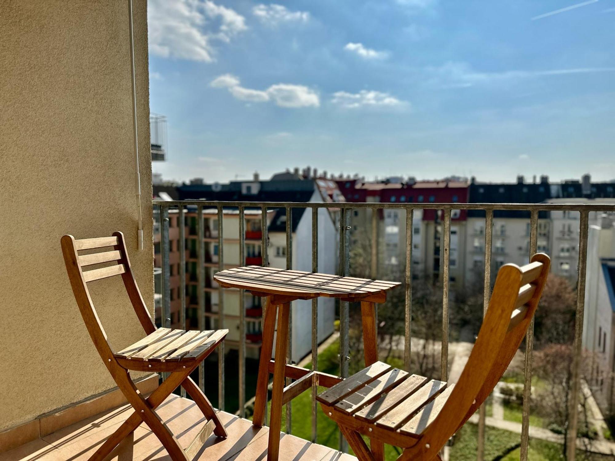 City Break Apartment - Private Garage, Ac, Balcony Βουδαπέστη Εξωτερικό φωτογραφία