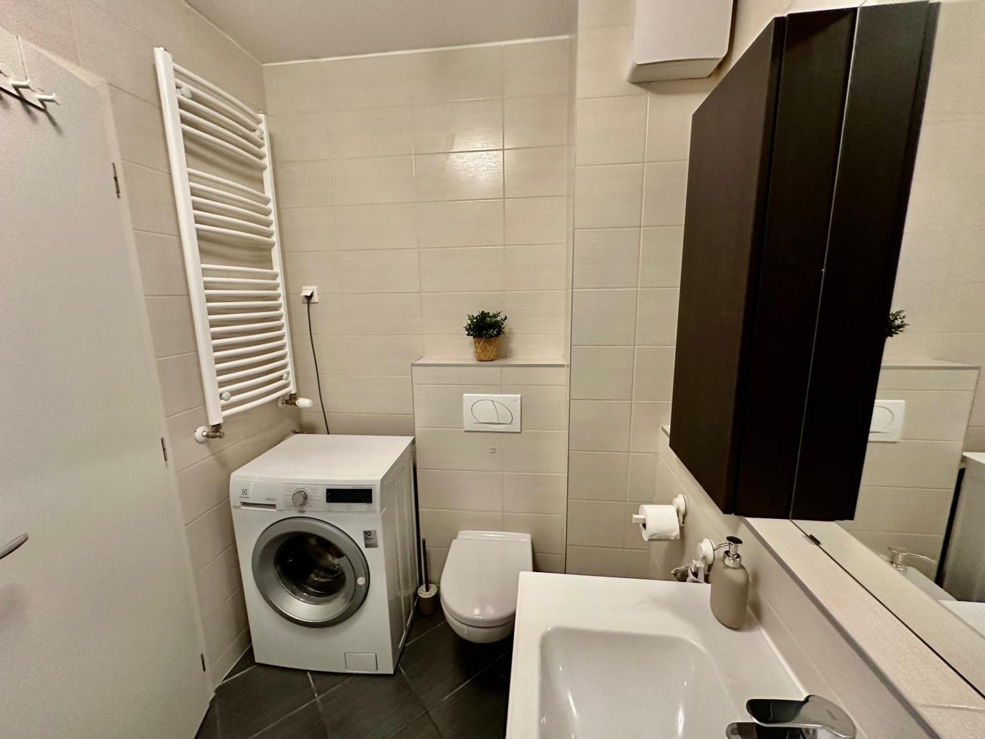 City Break Apartment - Private Garage, Ac, Balcony Βουδαπέστη Εξωτερικό φωτογραφία