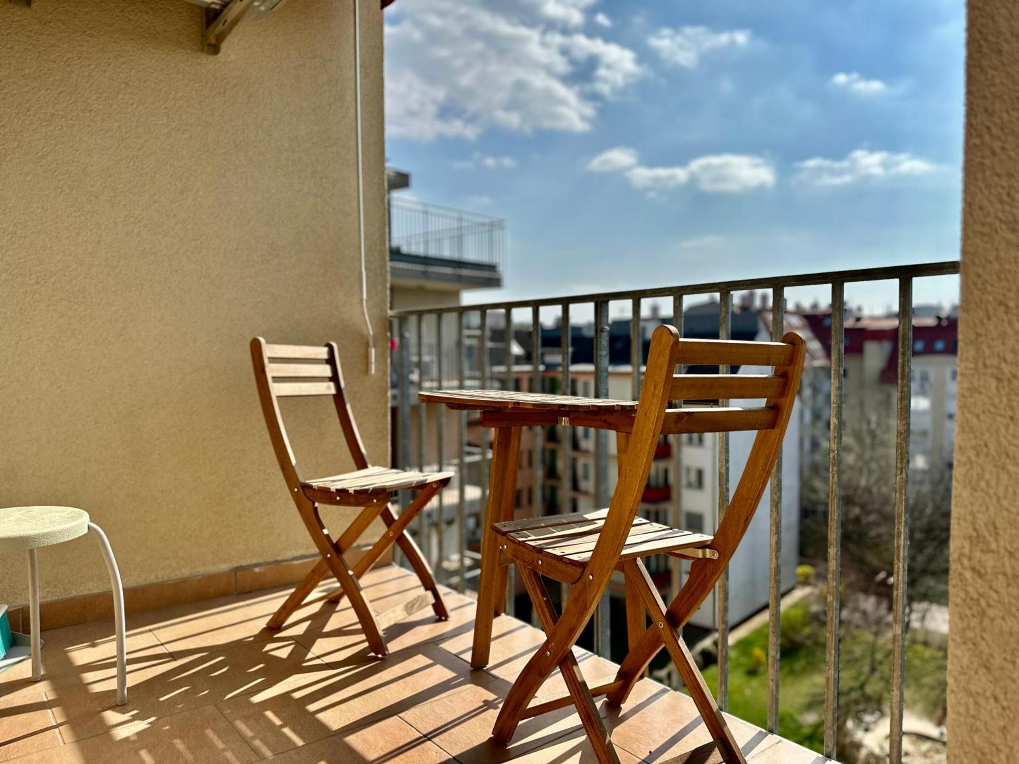 City Break Apartment - Private Garage, Ac, Balcony Βουδαπέστη Εξωτερικό φωτογραφία